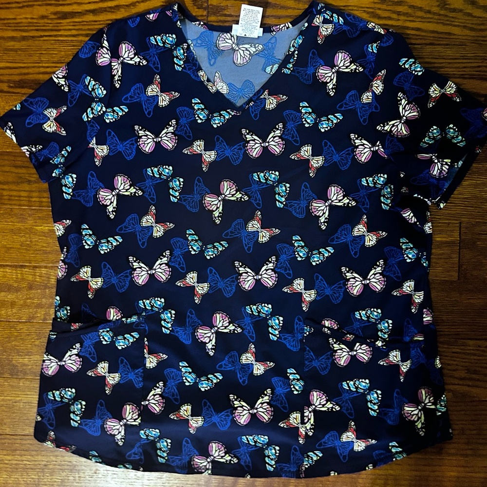 Patterned Scrubstar Scrub Tops - Picture 7 of 7